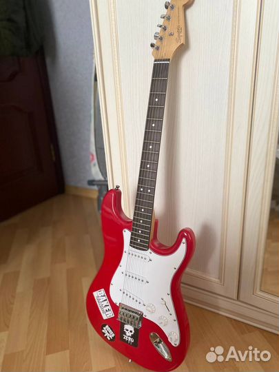 Электрогитара с комбиком fender