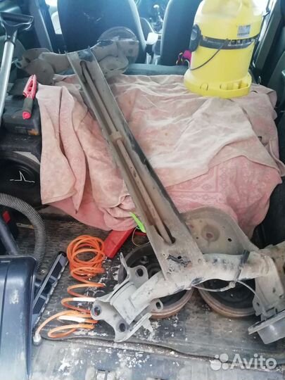 Запчасти на renault duster бу