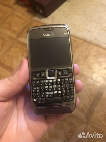 Nokia E71