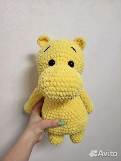 Вязаный бегемот