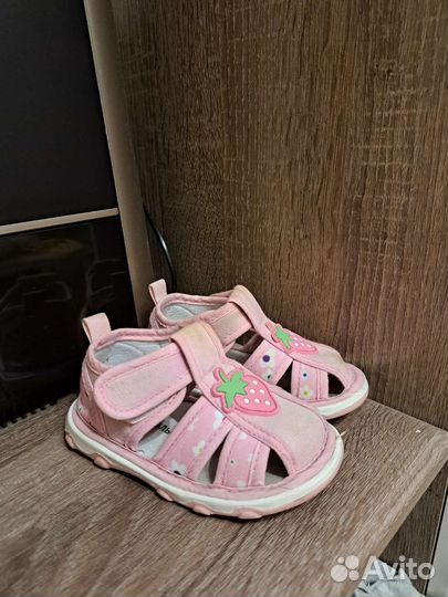 Босоножки для девочки