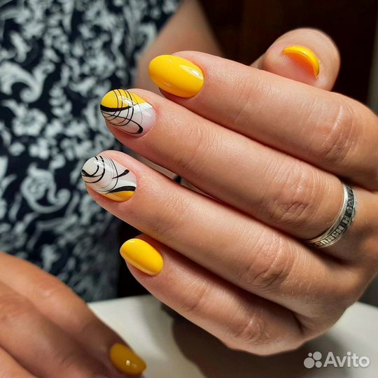 Маникюр, педикюр, брови