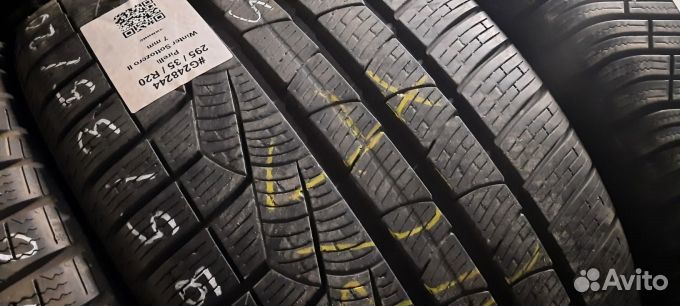 Pirelli Winter Sottozero II 295/35 R20