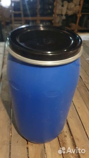 Бочки пластиковые 227л