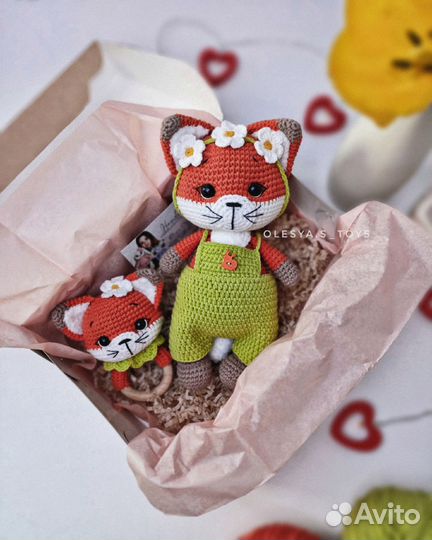 Вязаный набор Лисички ручная работа