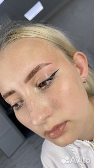 Оформление бровей