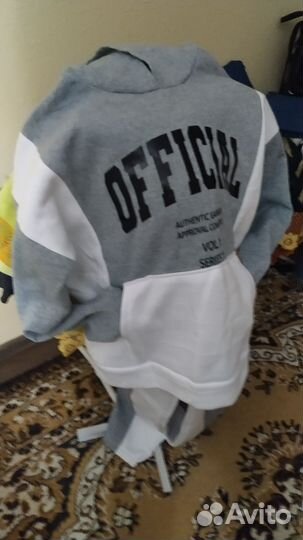 Спортивный костюм женский