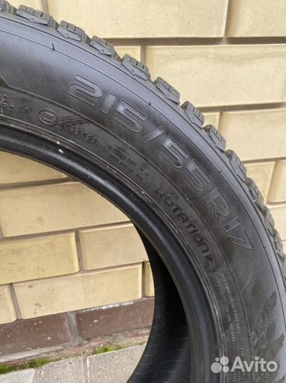 Nokian Tyres Hakkapeliitta 9 215/55 R17 98