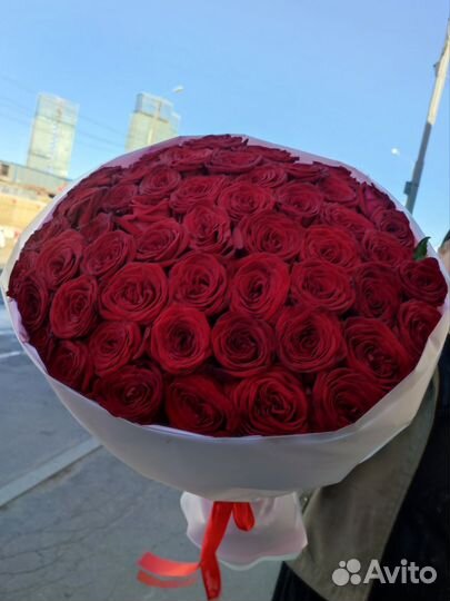 Красные розы