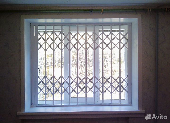 Металлические/Раздвижные решетки на окна