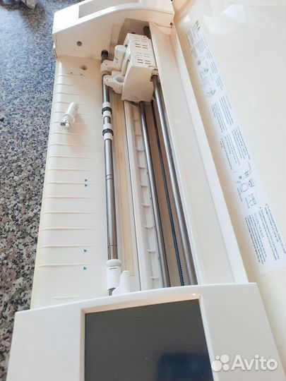 Режущий плоттер silhouette cameo 3