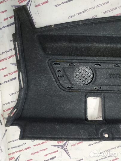 Полка задняя w204 Mercedes