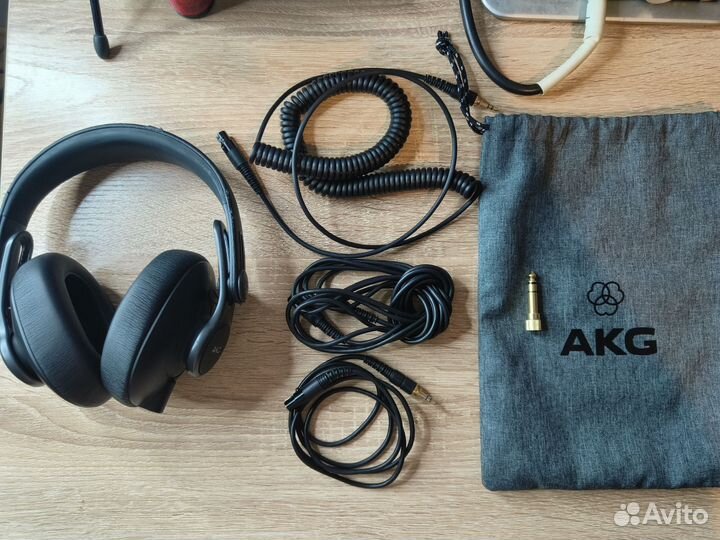 Студийные наушники AKG K371 Оригинал
