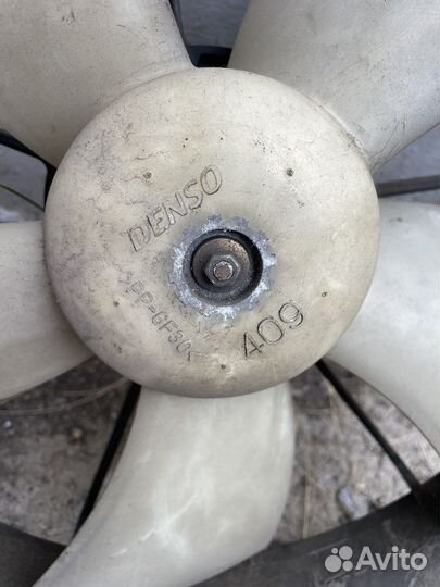 Диффузор радиатора Honda civic eu1 правый