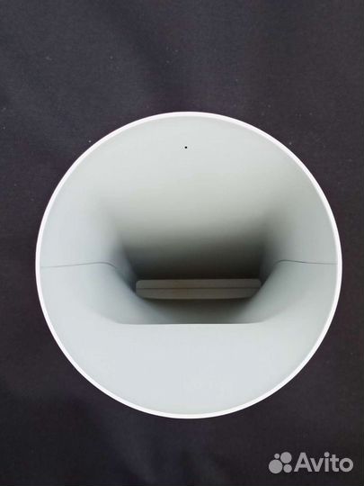 Беспроводное зарядное устройство для айфона Lexon