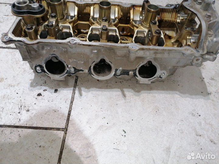 Головка блока цилиндров левая Nissan Teana J32