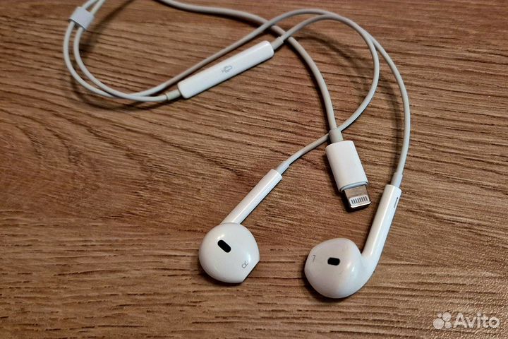 Наушники apple earpods lightning