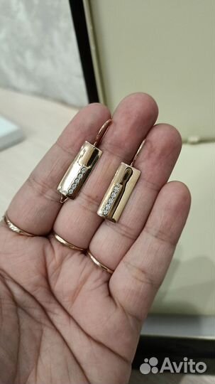 Золотые серьги 585 пробы