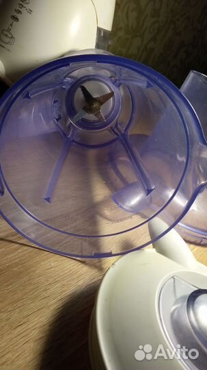 Кухонный комбайн Elenberg FP-700