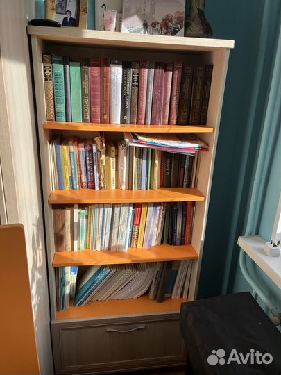 Мебель в детскую комнату