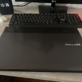 Ноктбук samsung np300e5x