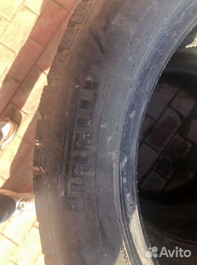 Pirelli Ice Zero 255/50 R19