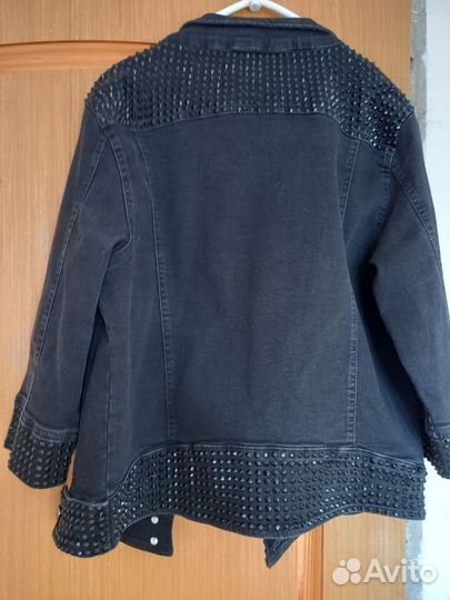 Джинсовая куртка
