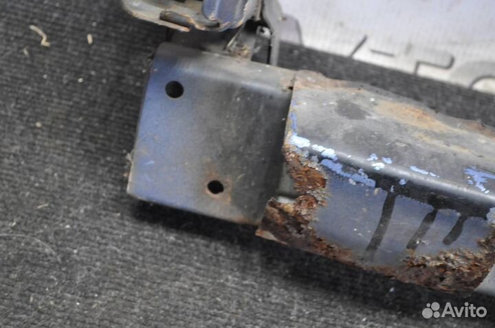 Усилитель бампера (передний) honda CR-V RD5