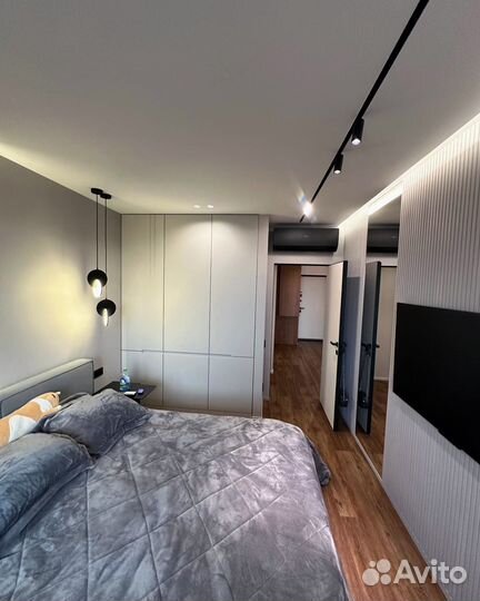 Шкаф распашной на заказ в рассрочку