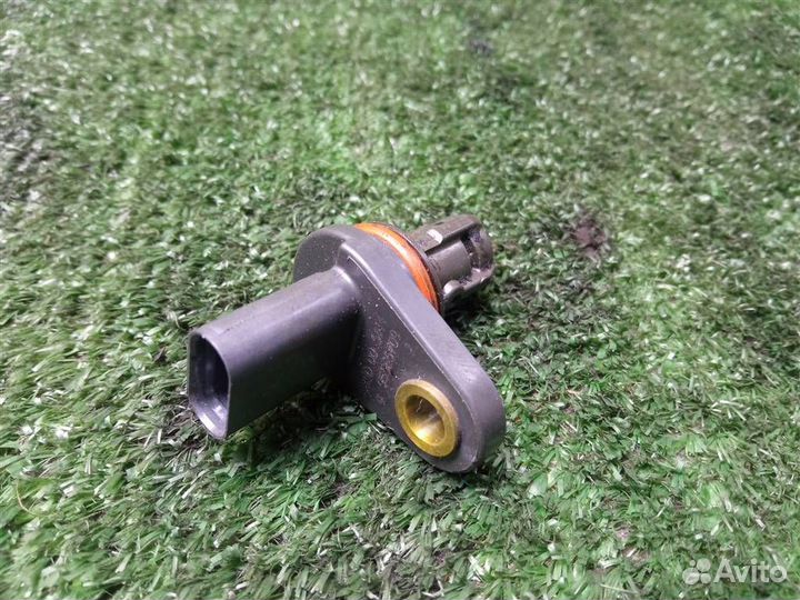 Датчик положения распредвала Opel Astra J (2010-2