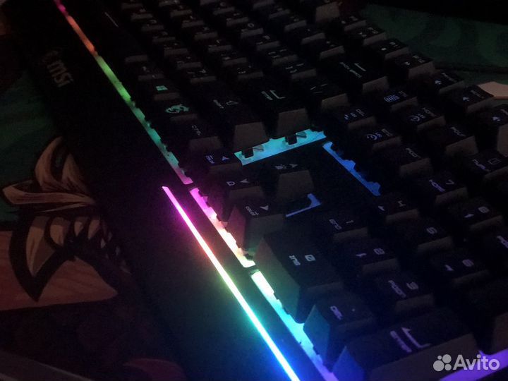 MSI Vigor GK30 игровая полумеханическая клавиатура