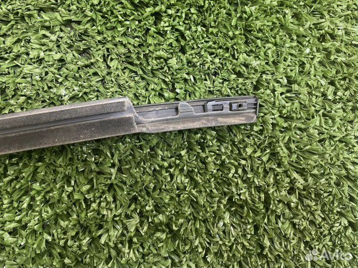 Бархотка уплотнитель стекла Hyundai Solaris 1