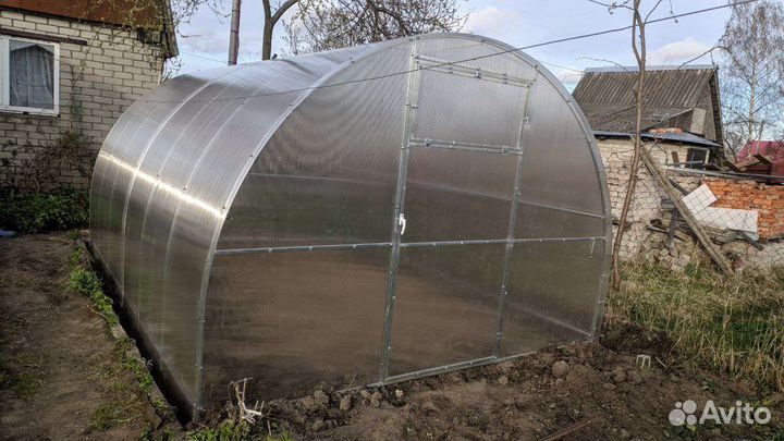 Усиленная Теплица поликарбонат