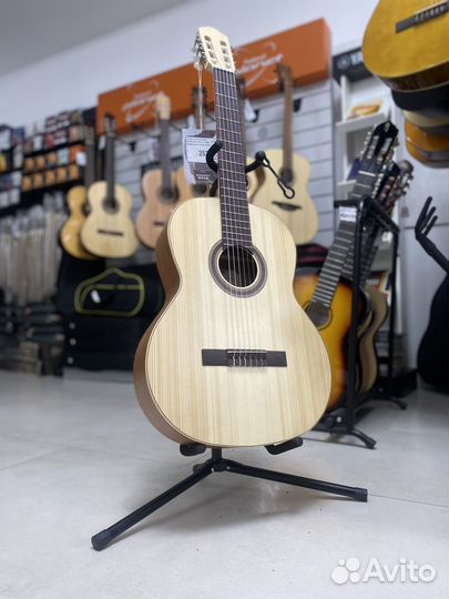 Гитара классическая Kremona S65C-GG Sofia Soloist