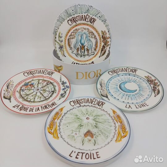Тарелки Diоr