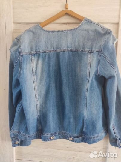 Джинсовая куртка