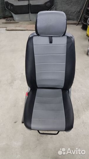 Сиденья салон Фольксваген Т5 каравелла