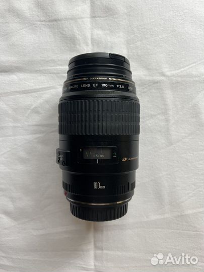 Объектив Canon EF 100 f2/8 USM Macro
