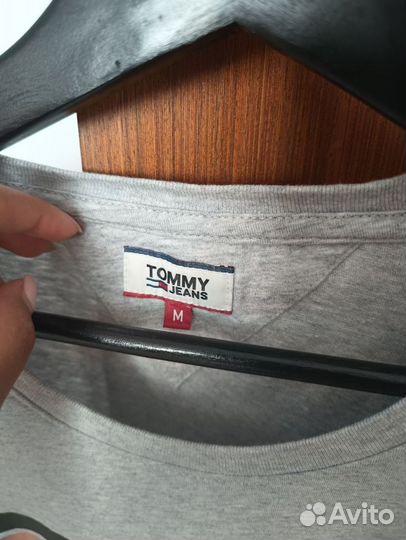 Tommy hilfiger футболка