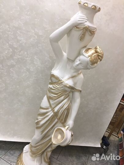 Статуя гипсовая