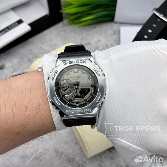 Часы Casio G-Shock GA-2100