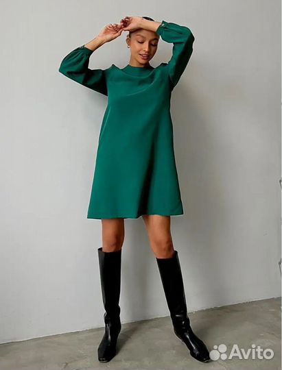 Платье женское изумрудное 50-52 размер