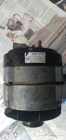 Генератор 2502.3771 змз 406 (75А)