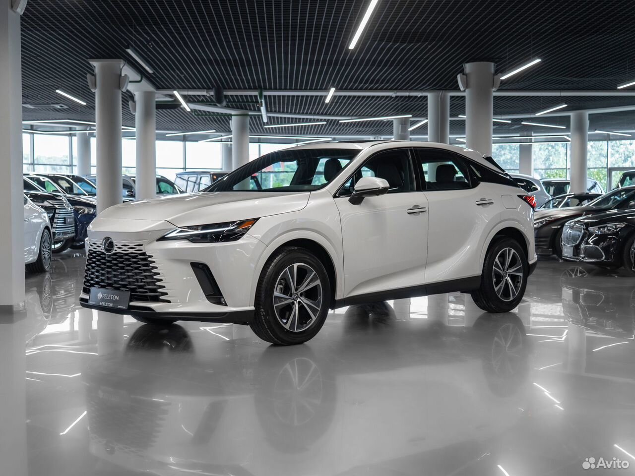Lexus RX 2.0 AT, 2026