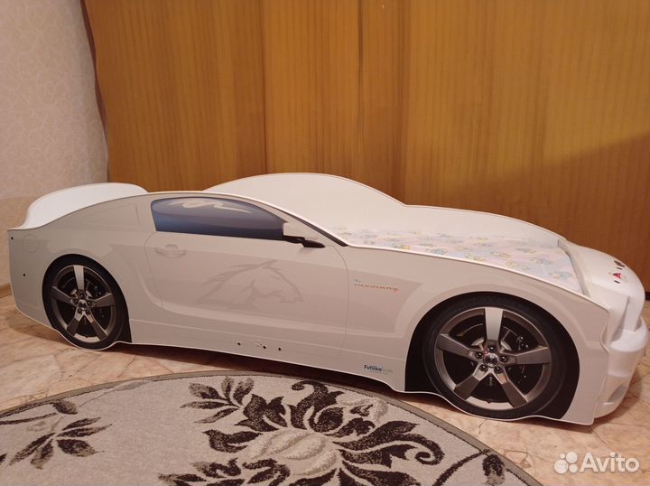 Детская кровать машина бу с матрасом