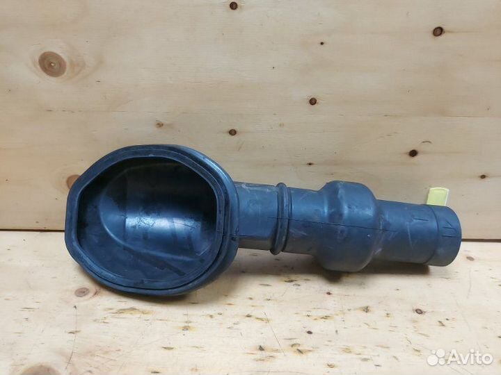 Кожух рулевой колонки Toyota Noah ZRR70W 3zrfe