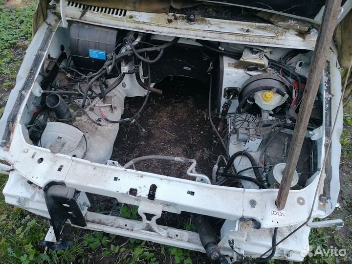 УАЗ Патриот передняя часть кузова (морда )