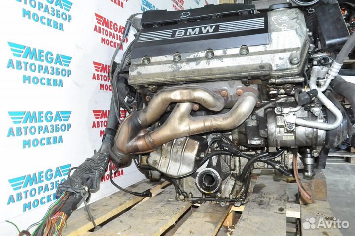 Двигатель M62B44