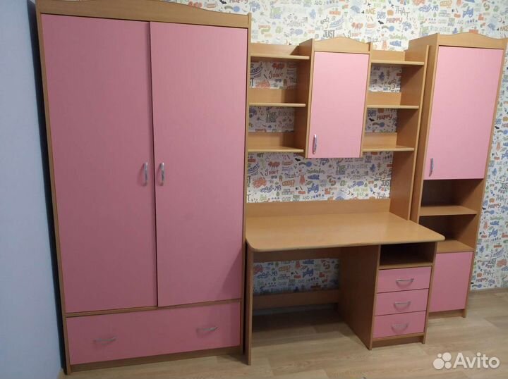 Набор детской мебели