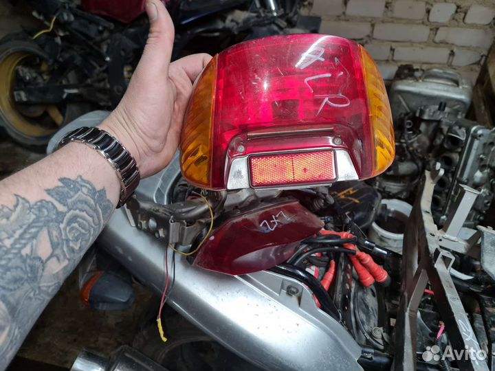 Yamaha xjr 400 фонарь стоп сигнал